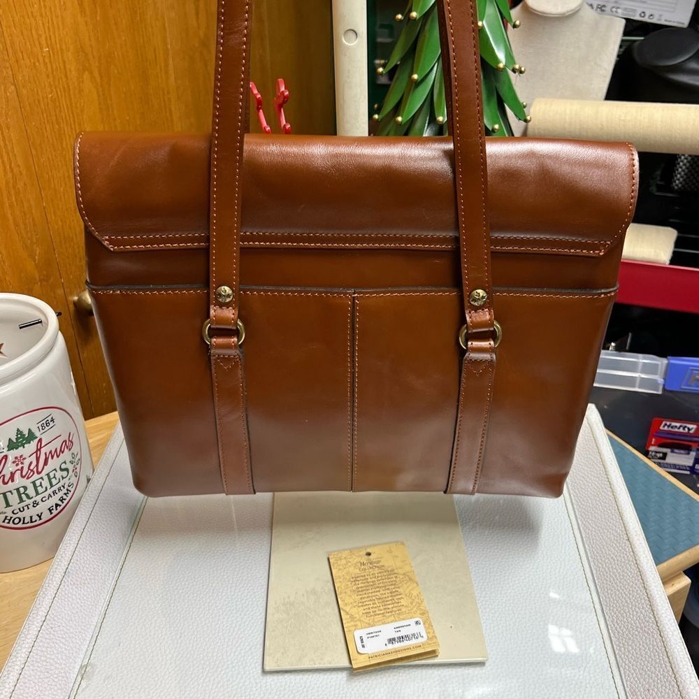NWT Patricia Nash Leather Amersham Messenger Bag, Cinnamon - Picture 5 of 12